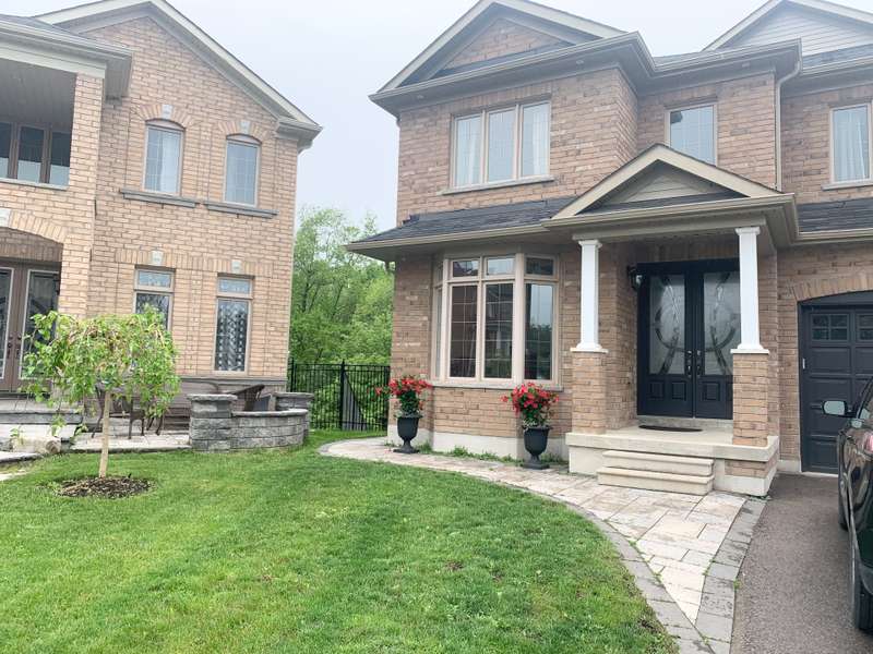 162 Art West AVE #Lower, Newmarket, ON L3X 0C1