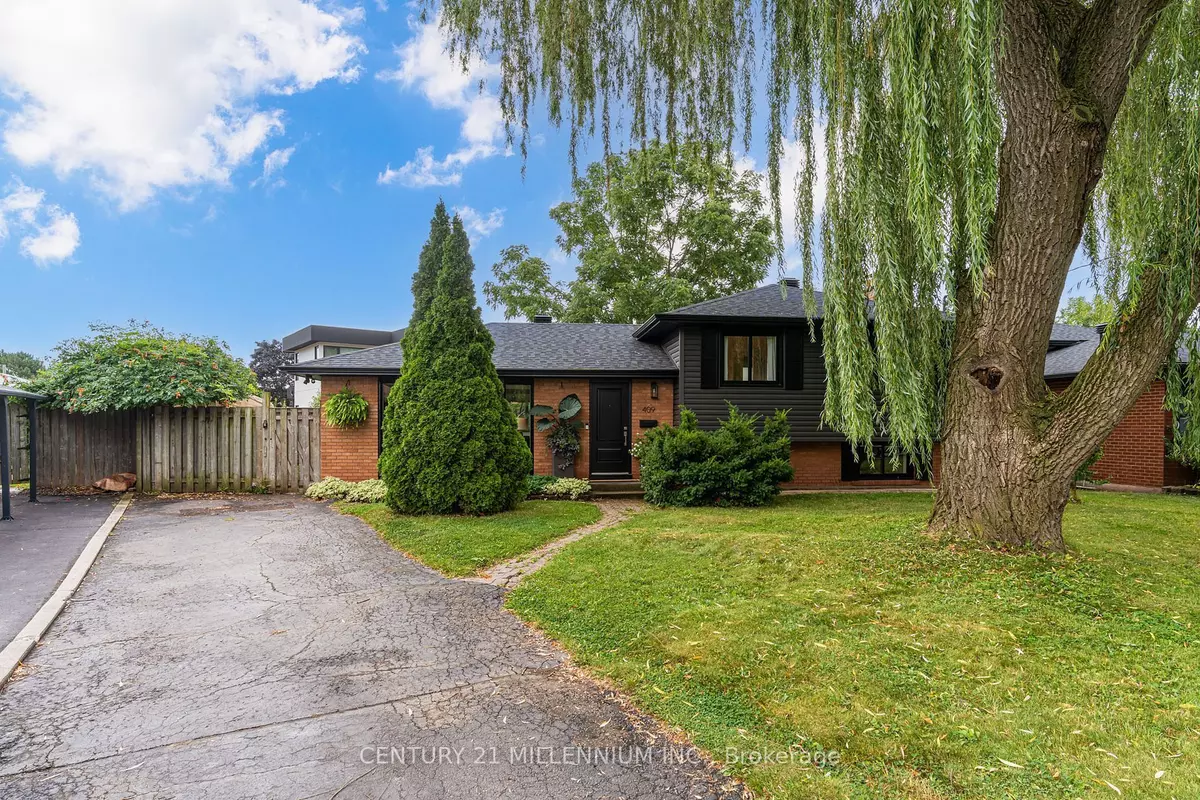 Oakville, ON L6L 3W6,409 Scarsdale CRES