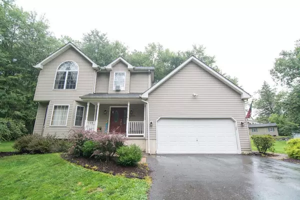 40 Mill Run Drive, Franklin Township, PA 18235