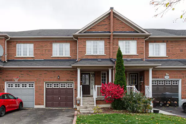 3404 Angel Pass DR, Mississauga, ON L5M 7K5