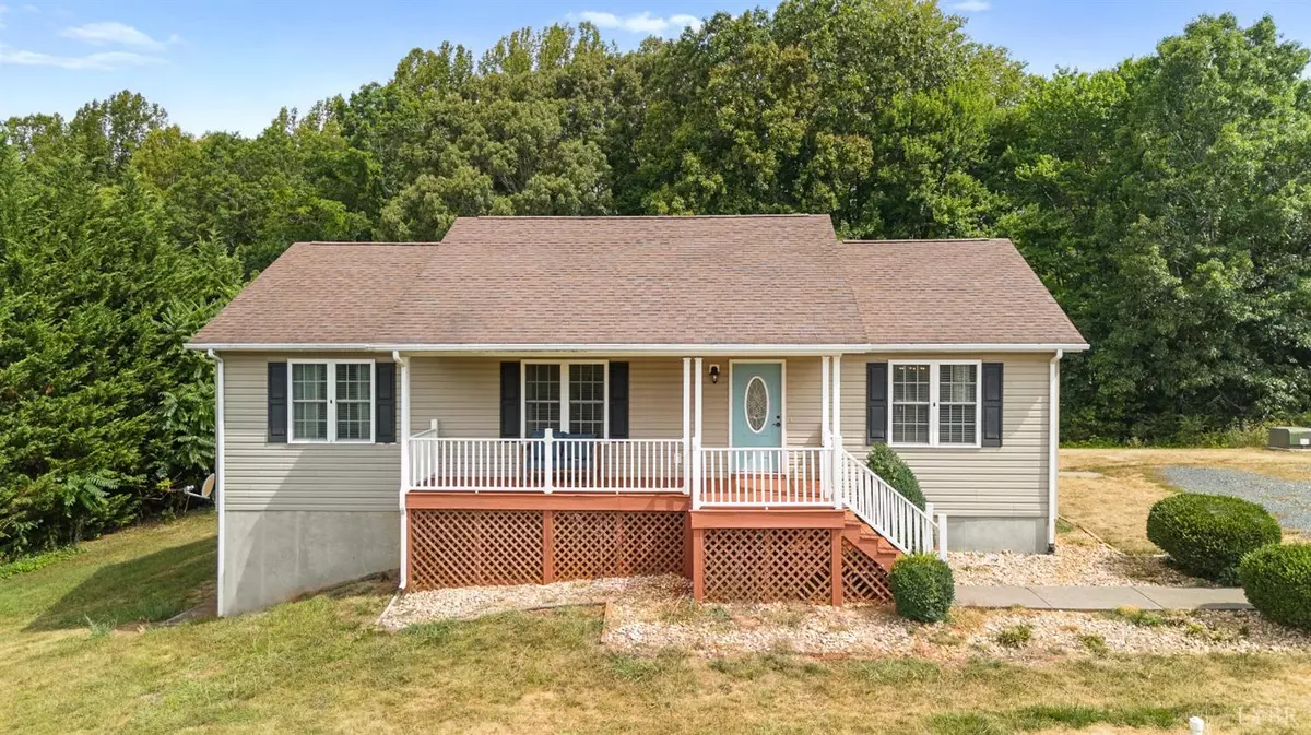 Appomattox, VA 24522,246 Soybean DR