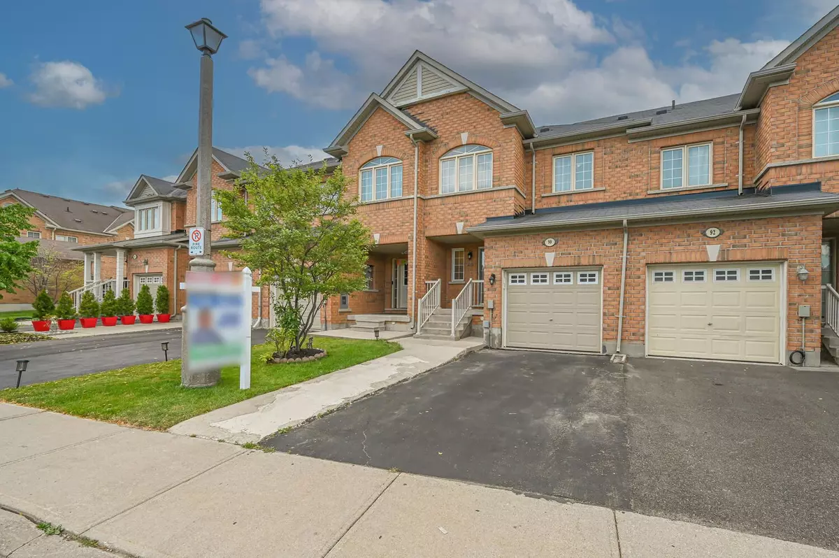 Brampton, ON L6R 0W4,90 Cedarbrook RD #17