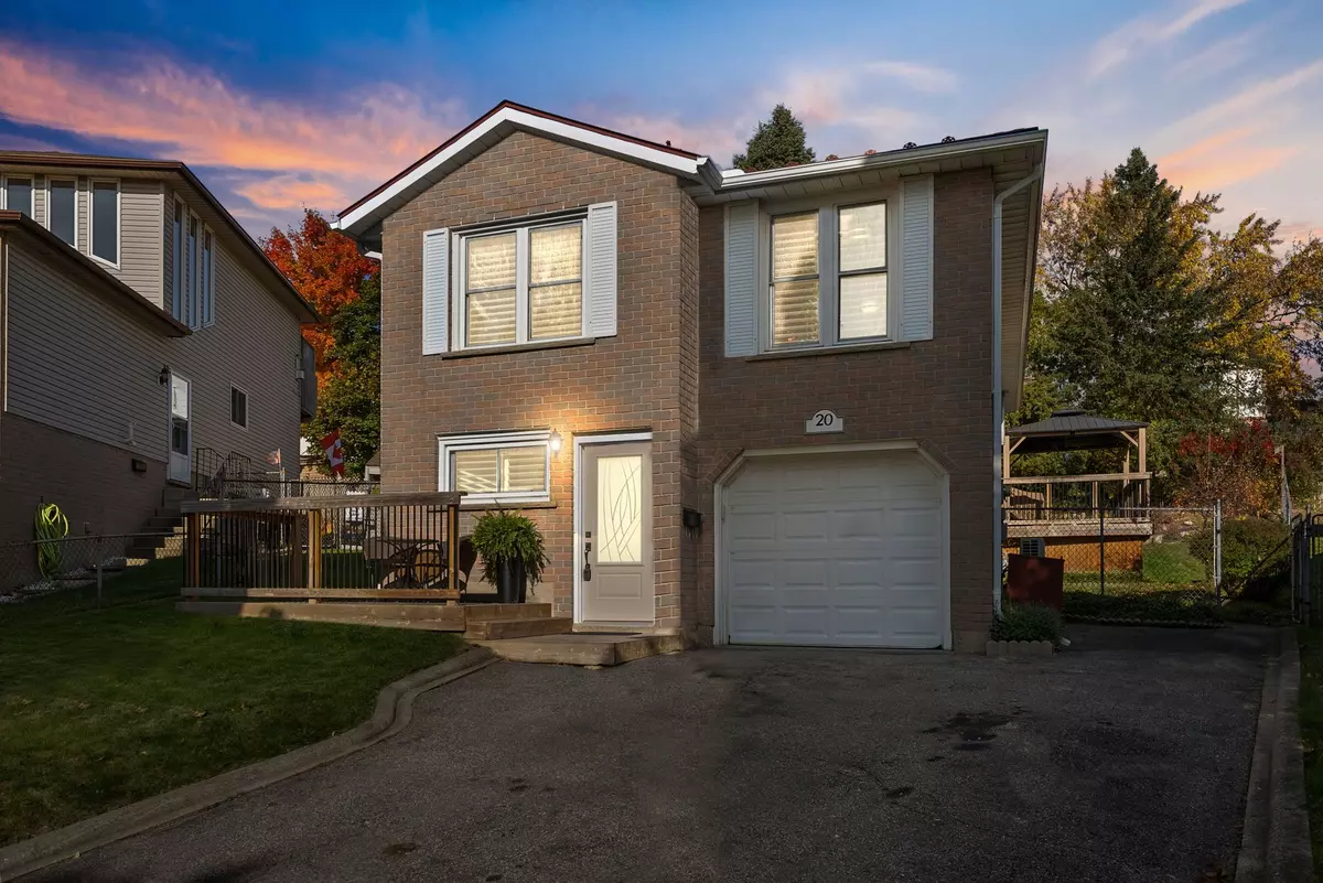 Kitchener, ON N2P 1Y3,20 FARMINGTON PL