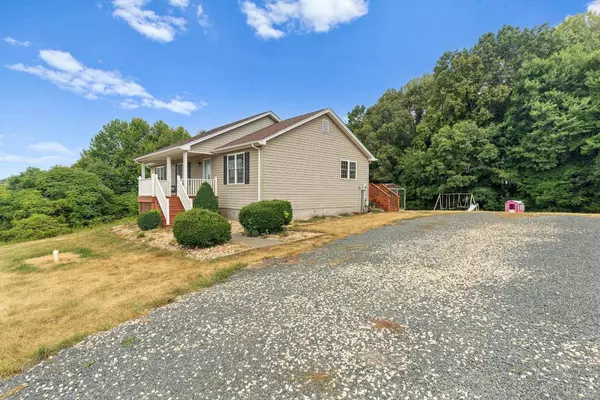 Appomattox, VA 24522,246 Soybean DR