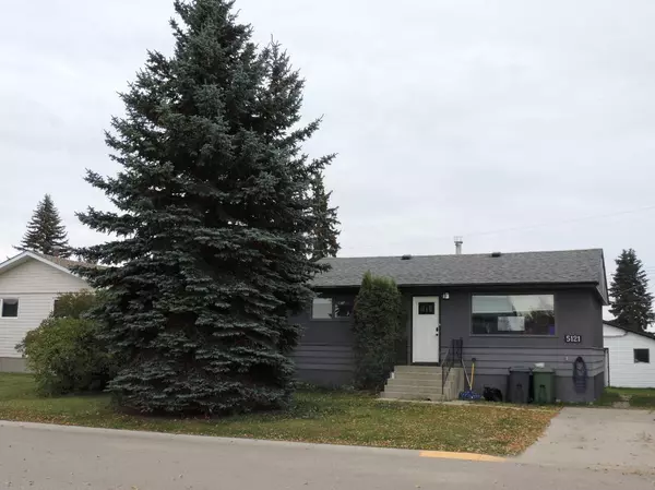 5121 53 AVE, Rimbey, AB T0C 2J0