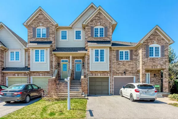 2043 Glenhampton RD, Oakville, ON L6M 3T9