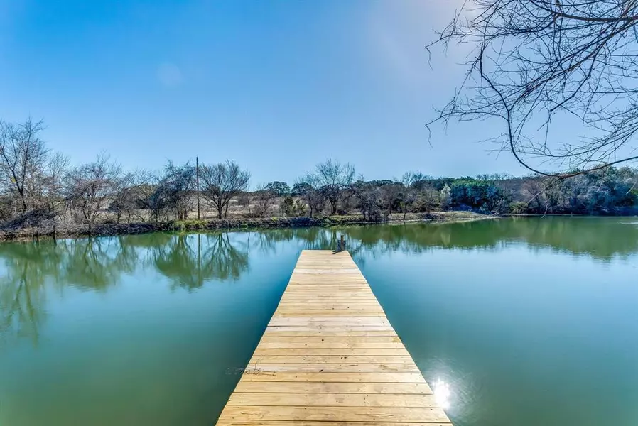 1615 County Road 1006, Glen Rose, TX 76043