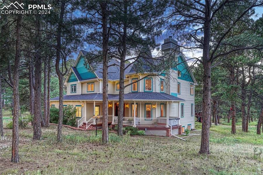 20252 W Elk Creek DR, Colorado Springs, CO 80908