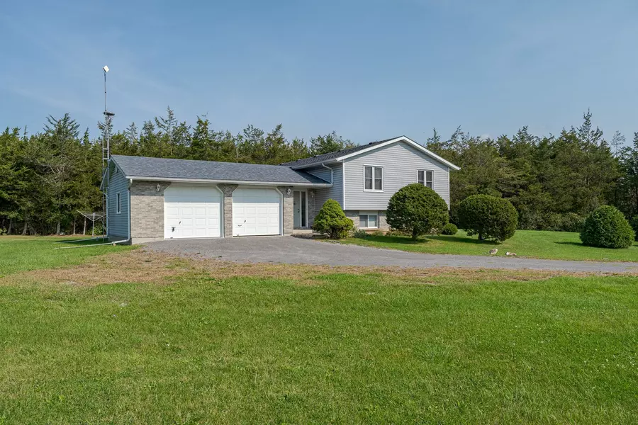 5810 COUNTY RD 9 N/A, Greater Napanee, ON K7R 3K8