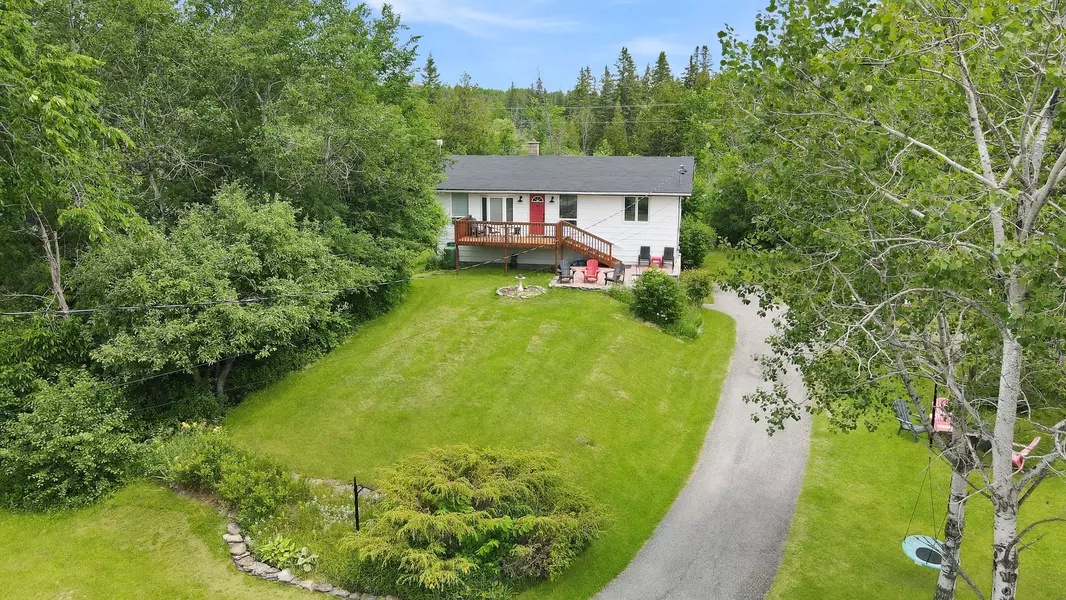 43 Sturgeon Glen RD, Kawartha Lakes, ON K0M 1N0