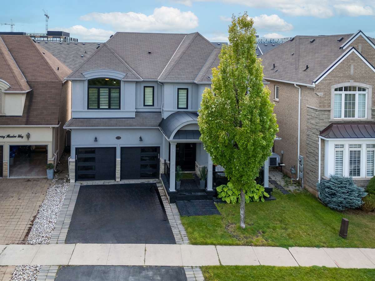 Oakville, ON L6M 0R6,2396 Spring Meadow WAY