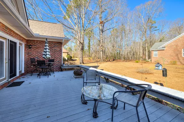 Manning, SC 29102,22 Ridge Lake Drive