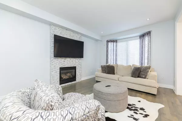 Whitby, ON L1M 2N4,46 Eastgate CIR