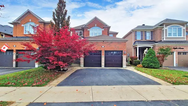 33 Raffia AVE, Richmond Hill, ON L4E 4N1