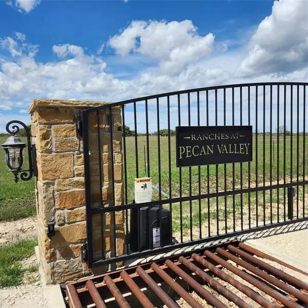 539 Pecan Valley Drive, Energy, TX 76452