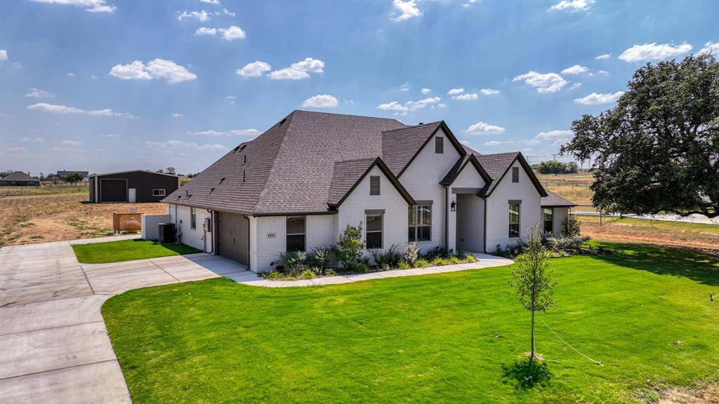 1016 Paradise Parkway, Poolville, TX 76487