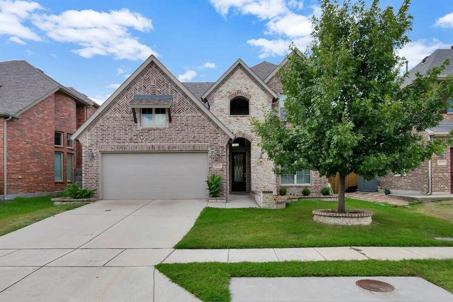 833 Mist Flower Drive, Little Elm, TX 75068