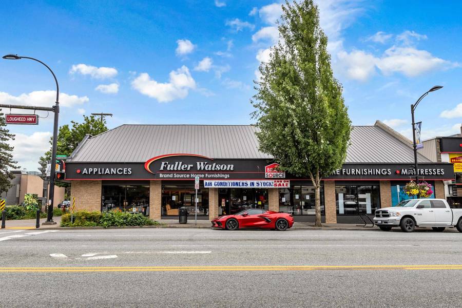 22374 LOUGHEED HIGHWAY, Maple Ridge, BC V2X 2T4