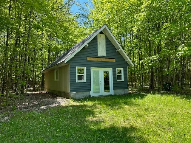 0 BESSIE AVE N, Kawartha Lakes, ON K0M 1A0