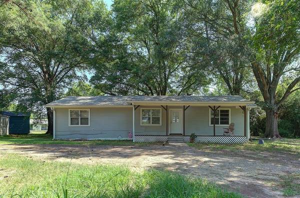 De Kalb, TX 75559,232 CR 4325 Road