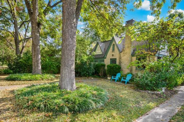 431 Valencia Street, Dallas, TX 75223