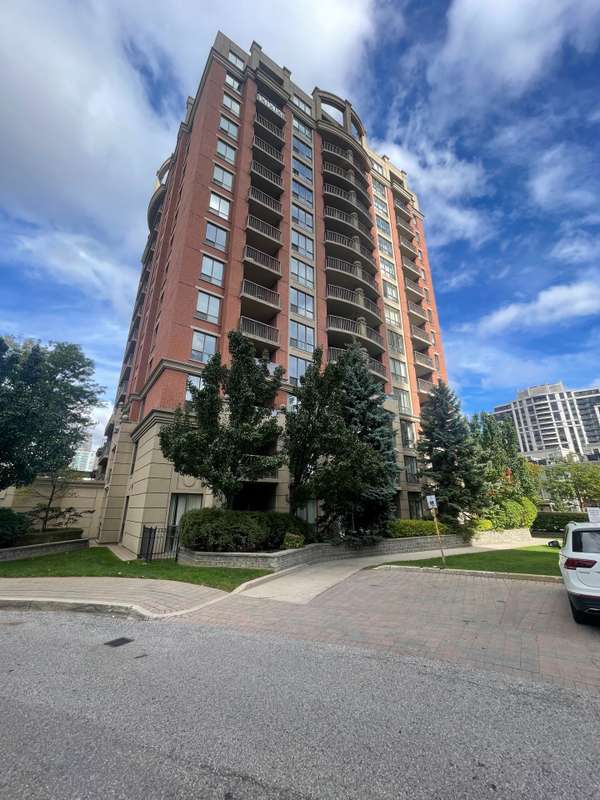 55 Harrison Garden BLVD #LPH11, Toronto C14, ON M2N 7G3