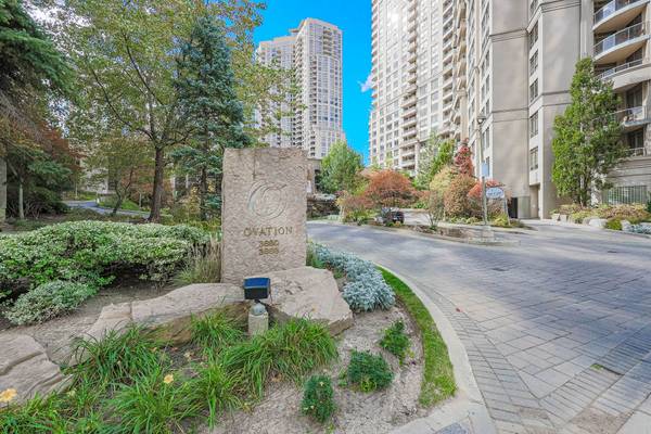 3880 Duke of York BLVD #207, Mississauga, ON L5B 4M7