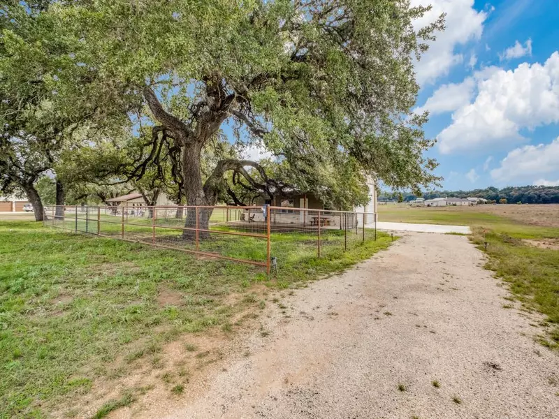 338 Saltgrass, Bandera, TX 78003