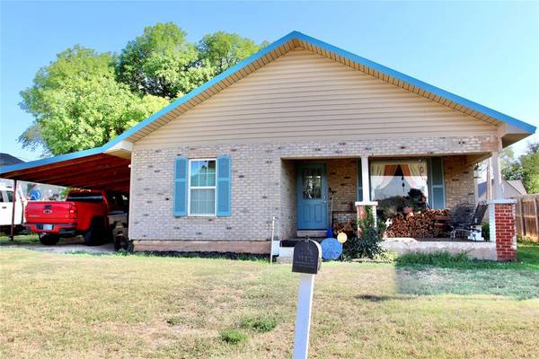 802 Foster Street,  Hammon,  OK 73650