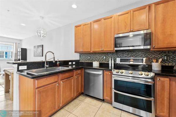 Jupiter, FL 33458,107 Pond Apple Ln  #103