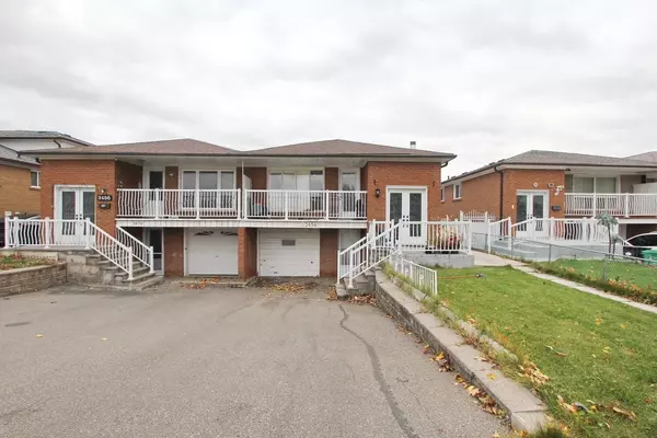 Mississauga, ON L4T 2E2,3454 Chipley CRES