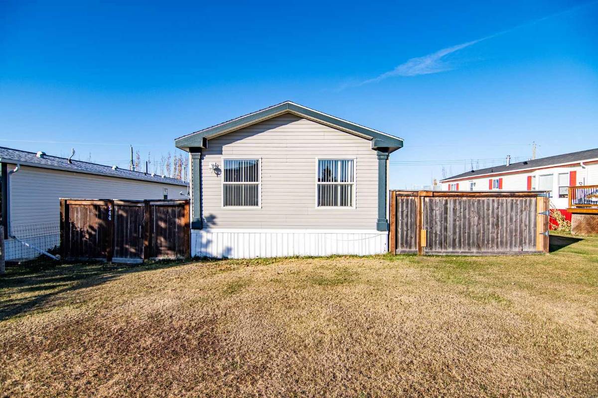 Elnora, AB T0M 0Y0,544 Queen ST