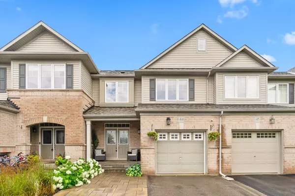 Oakville, ON L6M 0M3,2019 Trawden WAY #44