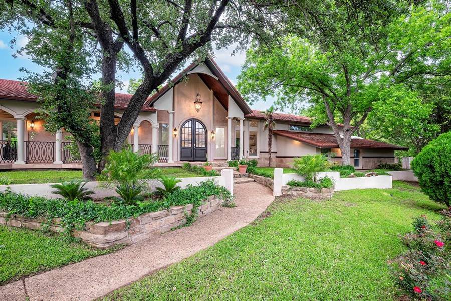 6181 Preston Creek Court, Dallas, TX 75240