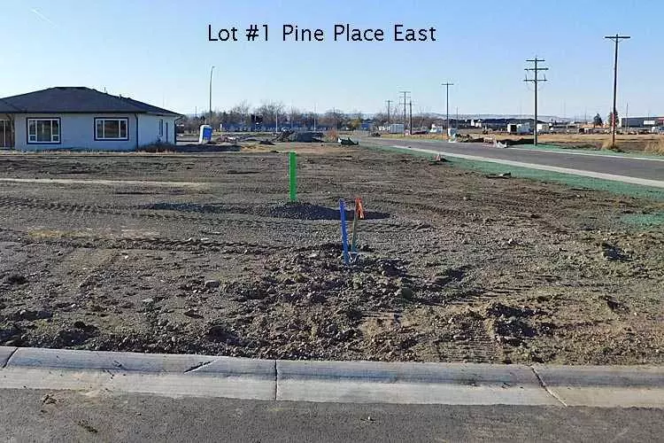 1 Pine PL E, Claresholm, AB T0L 0T0