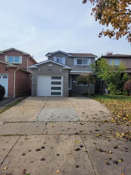 255 Ravenscroft RD #Upper, Ajax, ON L1T 2A2