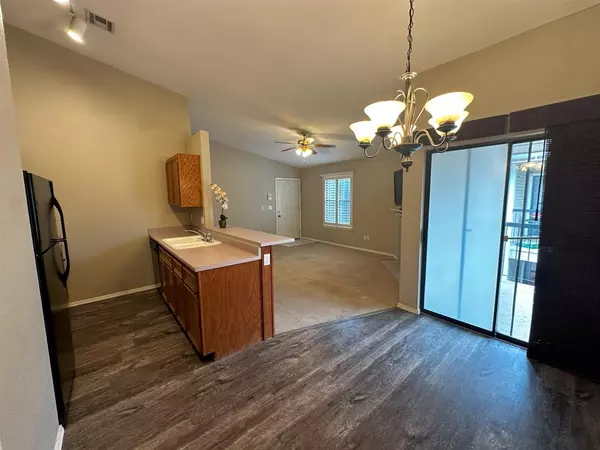 Norman, OK 73072,3000 Chautauqua Avenue #231