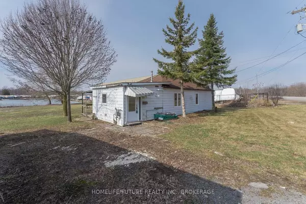 2173 Bath RD, Kingston, ON K7M 4Y3