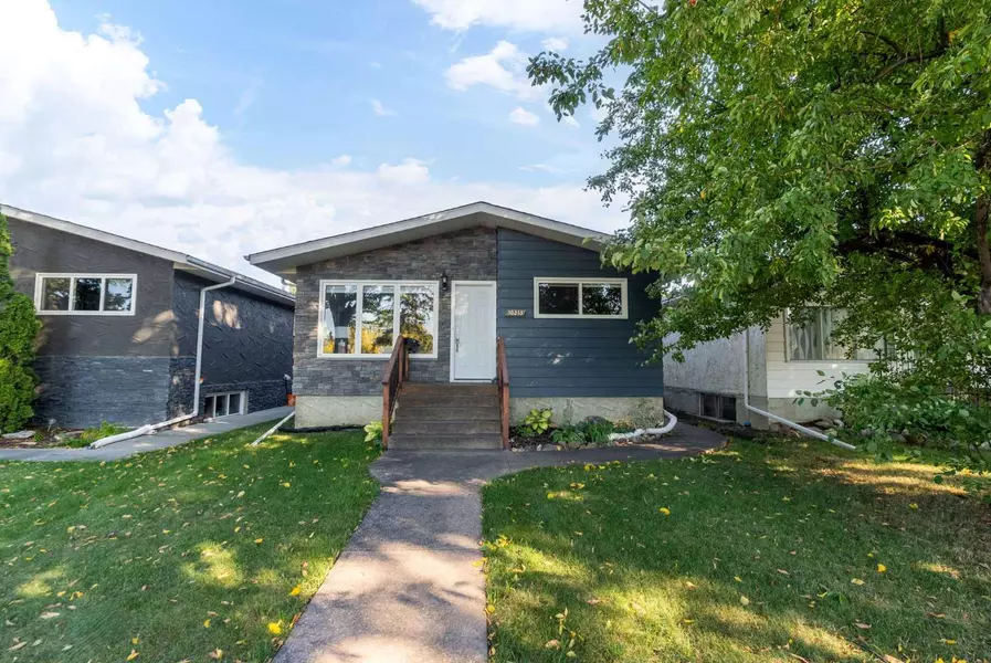 10213 75 ST Northwest, Edmonton, AB T6A 2Z3