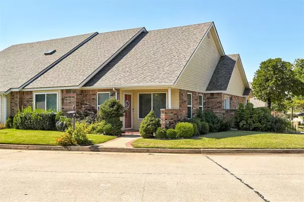 1301 E Timberview Drive, Midwest City, OK 73130