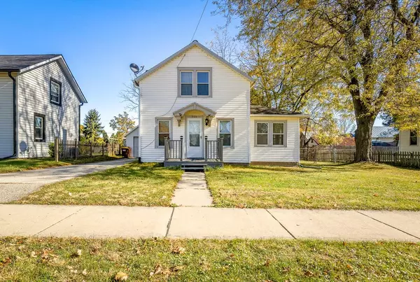 206 Summit Street, Poplar Grove, IL 61065