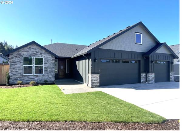 2941 NE 3RD CIR, Battle Ground, WA 98604