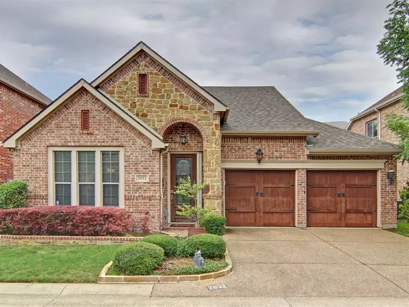 2632 Waters Edge Lane, Fort Worth, TX 76116