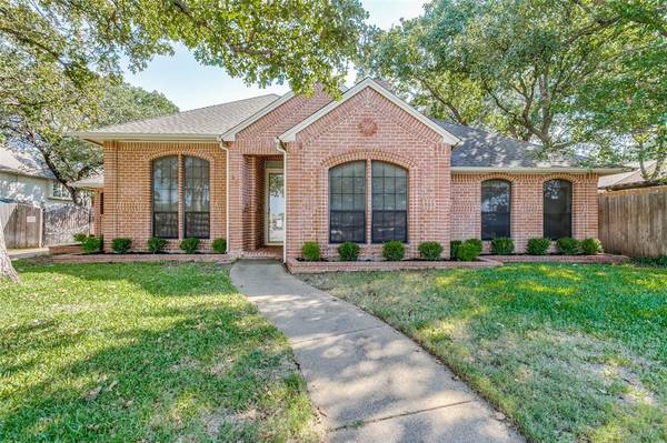 3004 Forest Drive, Bedford, TX 76021