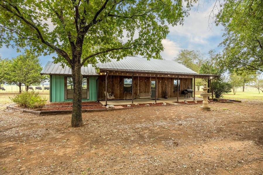 611 Double Tree Lane, Lipan, TX 76462