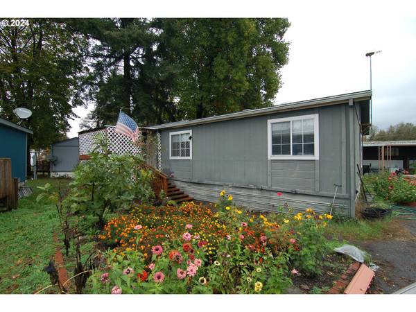 34955 Fawwn LN #57, Deer Island, OR 97054