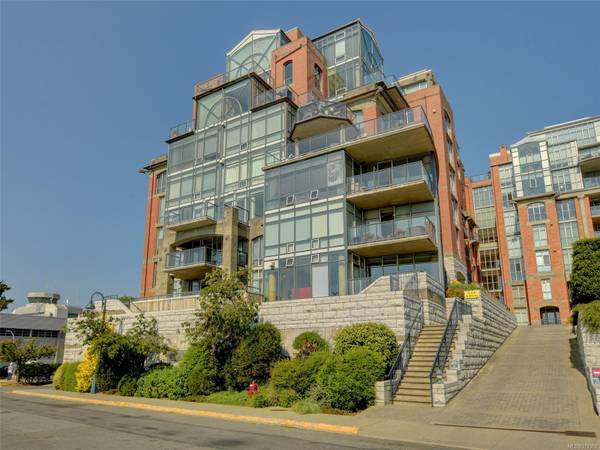 21 Dallas Rd #16, Victoria, BC V8V 4Z9