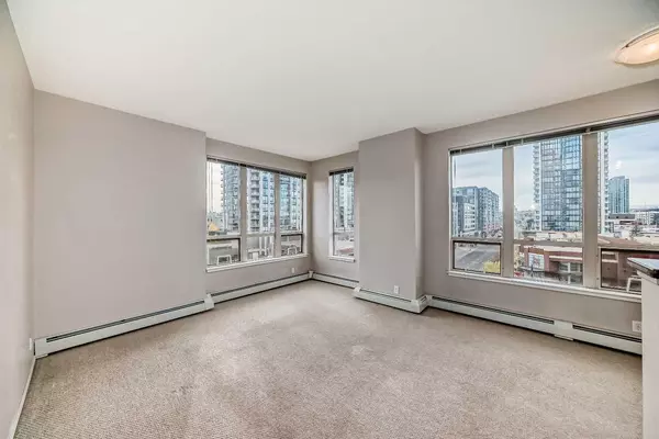 Calgary, AB T2B 1S6,1053 10 ST SW #515