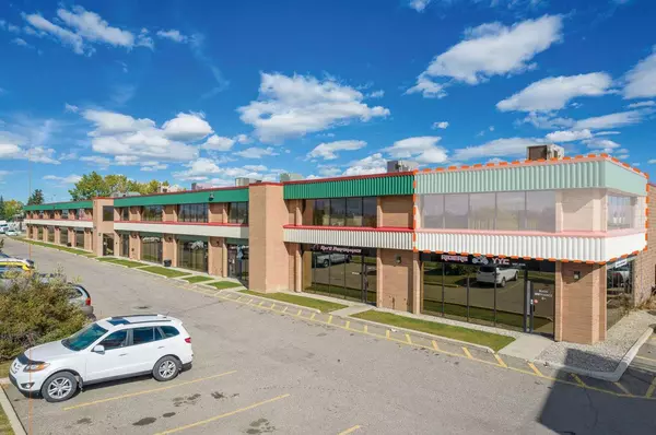 4041 74 ST #Second Floor, Calgary, AB T2C 4E3