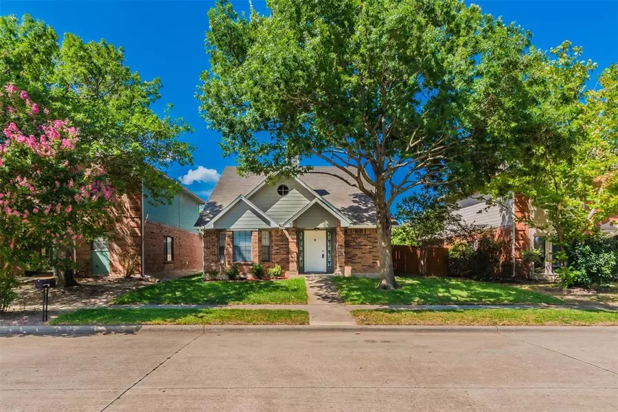 2304 Cuesta Lane, Mckinney, TX 75072